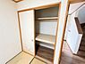 収納：和室には収納もございます。お布団もしまえますね！