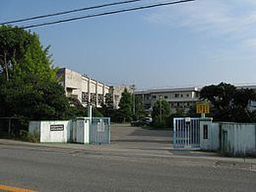 紀の川市立池田小学校まで1507m