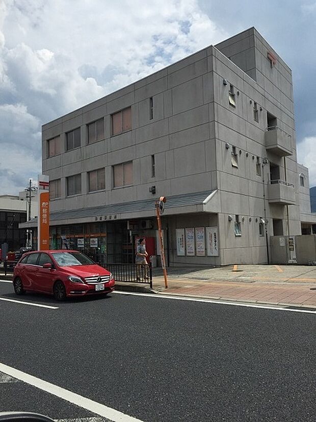 海南郵便局まで678m