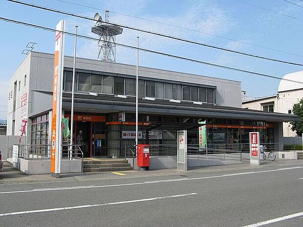 岩出郵便局まで499m