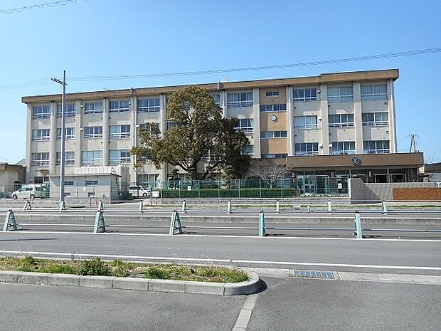 和歌山市立宮小学校まで983m
