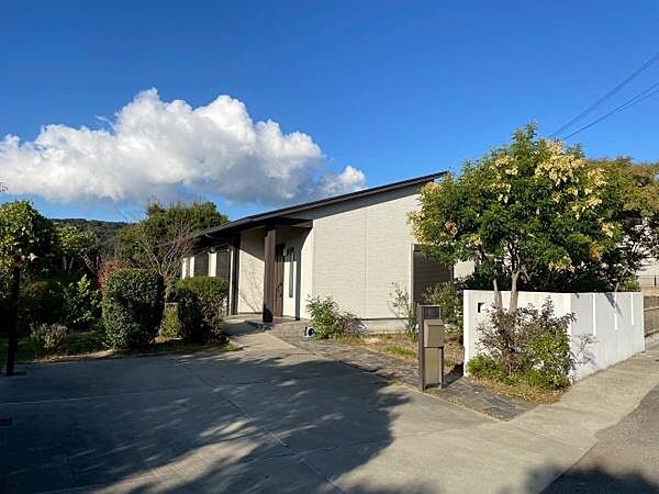 外観：330000075705