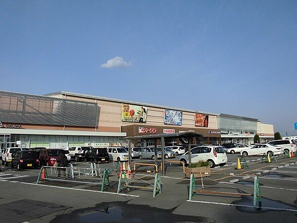 メッサオークワガーデンパーク和歌山店まで907m