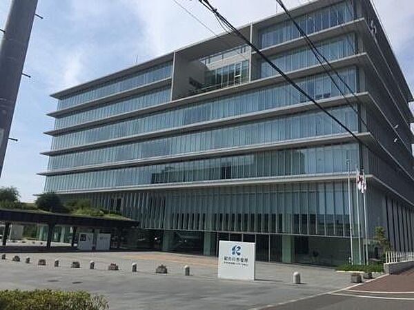 紀の川市役所まで803m