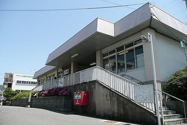 六十谷駅(JR 阪和線)まで826m