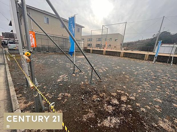 小さなお子さまがいるご家族がたくさん住んでいるため、子育てには安心の環境です♪