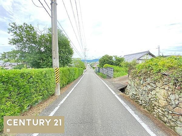 和歌山電鐵貴志川線「甘露寺前駅」まで徒歩約16分！