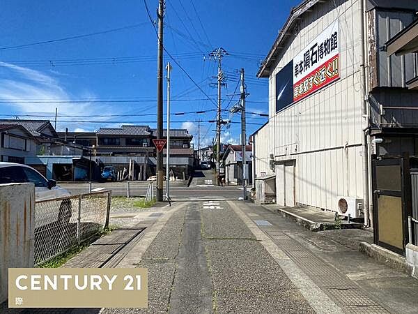 紀勢本線「串本駅」まで自転車約3分！