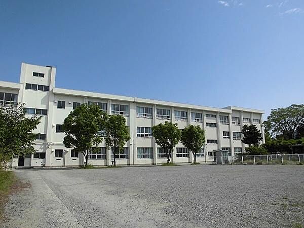 和歌山市立砂山小学校まで545m