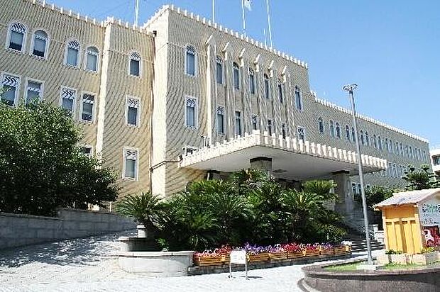 和歌山県庁まで1232m