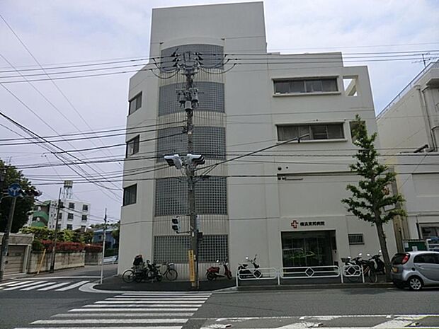 横浜東邦病院　1200m　整形外科・内科・眼科・糖尿病外来・泌尿器科・皮膚科・外科・神経内科と幅広く診療可能。   