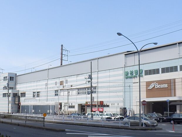 JR根岸線『新杉田』駅　160m　「横浜」駅へ約18分。市内はもちろん品川、新橋、東京など都心の駅へダイレクトアクセス可能です。 