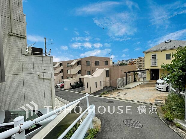 住み始める際の快適さや豊かさはもちろん、未来まで考えた家造りをテーマに建築されます。