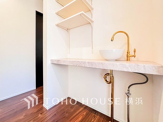 ご家族の1日が始まり、1日の終わりを締めくくる洗面空間。