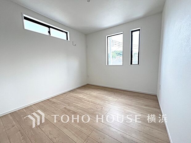 感性を育むプライベートルームはシンプルでスマートな空間。(2号棟)