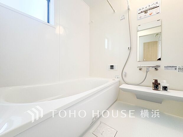 すっきりとした清潔感が感じられ、心身をリフレッシュできる寛ぎを深めてくれるスペースです。