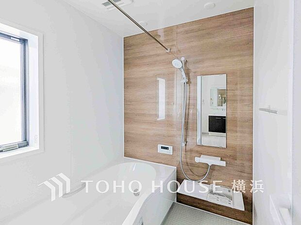 すっきりとした清潔感が感じられ、心身をリフレッシュできる寛ぎを深めてくれるスペースです。