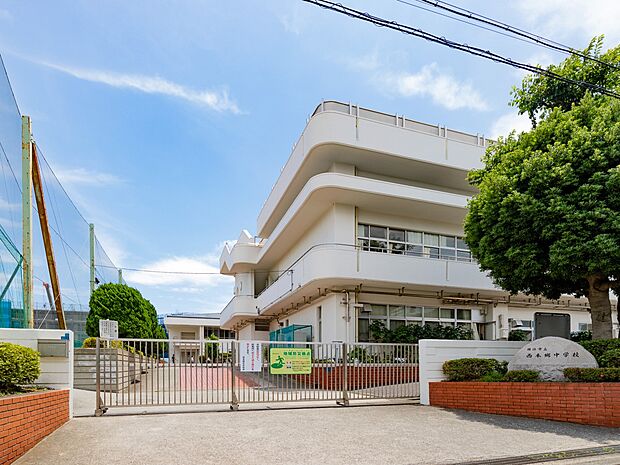 横浜市立西本郷中学校　1100m　 