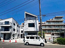 神奈川県藤沢市川名１丁目