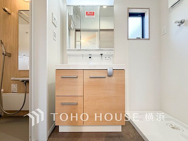 ご家族の1日が始まり、1日の終わりを締めくくる洗面空間。