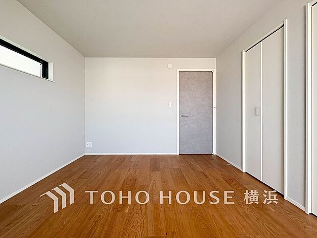 うららかな陽射しがどのお部屋にも降り注ぐよう、快適さを追求した間取設計。（2号棟）