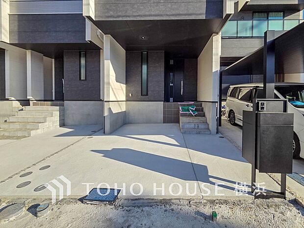 敷地内に駐車スペースがあると、日々の暮らしのをスムーズに運ぶ事が出来ます。