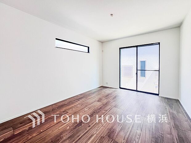 穏やかな寛ぎを届ける上質仕様のお部屋。自分時間を充実させながら心豊かにできるプライベート空間(3号棟)