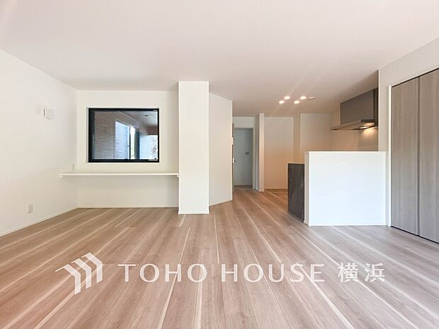 集いの場、憩いの場としての快適性を求めたやすらぎの空間です。