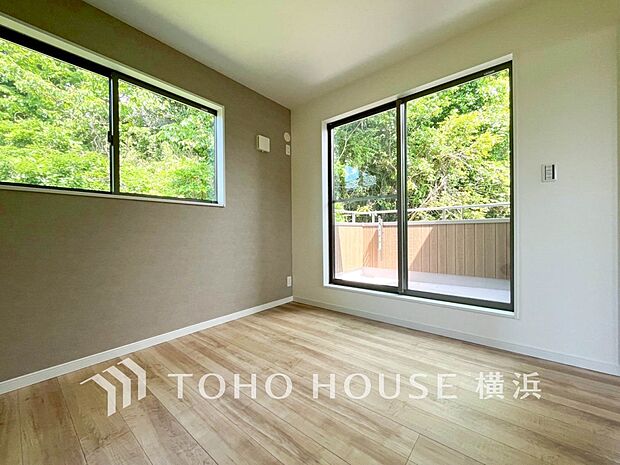 穏やかな寛ぎを届ける上質仕様のゆとりあるお部屋。心豊かにできるプライベート空間。