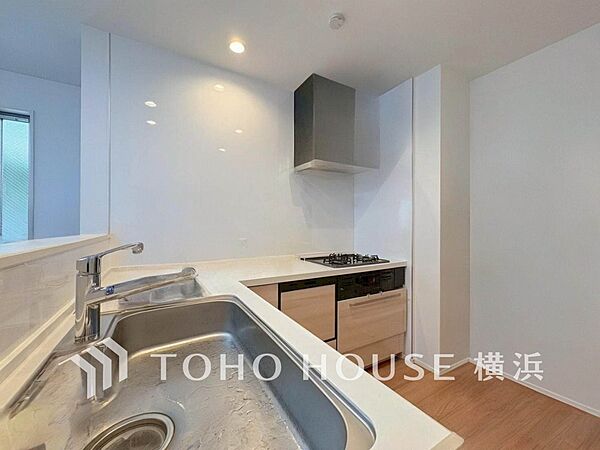 家族の健康を支えるキッチン。毎日使う場所だから気持よく使えて、居心地の良い空間に。