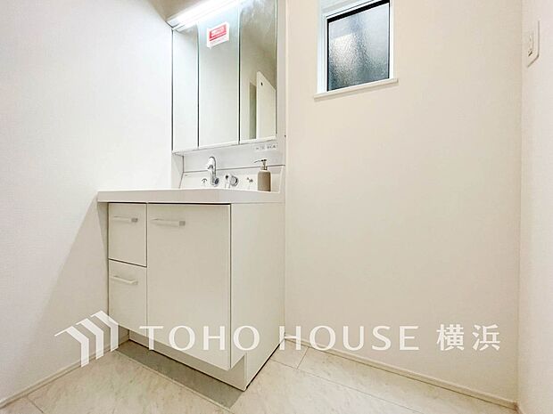 ご家族の1日が始まり、1日の終わりを締めくくる洗面空間。