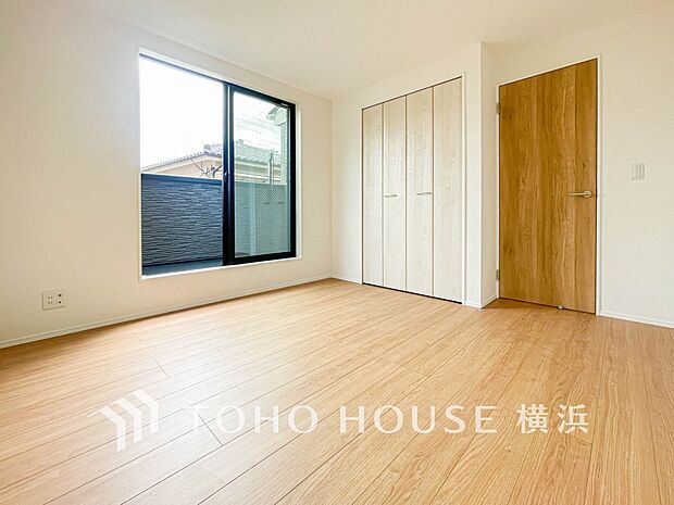 うららかな陽射しがどのお部屋にも降り注ぐよう、快適さを追求した間取設計。（5号棟）