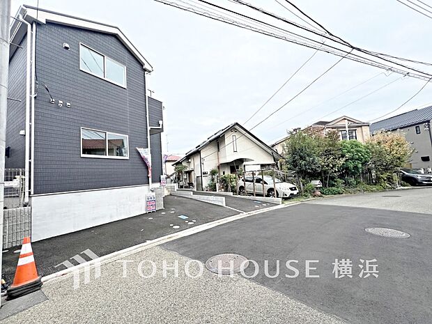 子育て環境、生活利便に優れた住環境に立地し、ゆとりある生活が送れます。