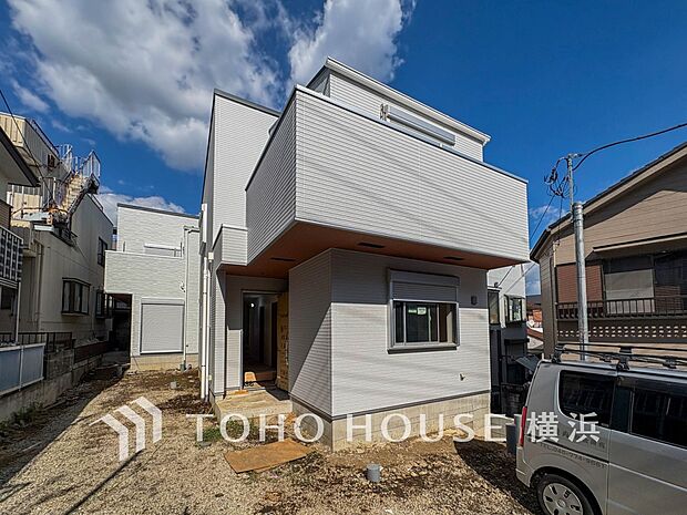 敷地内に駐車スペースがあると、日々の暮らしのをスムーズに運ぶ事が出来ます。