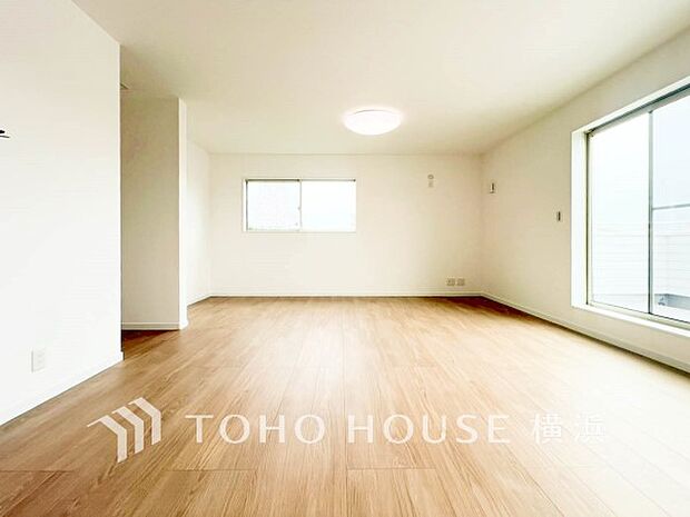 家族と過ごす時間を大切にしたい方にぴったりの明るくゆとりある住空間です。