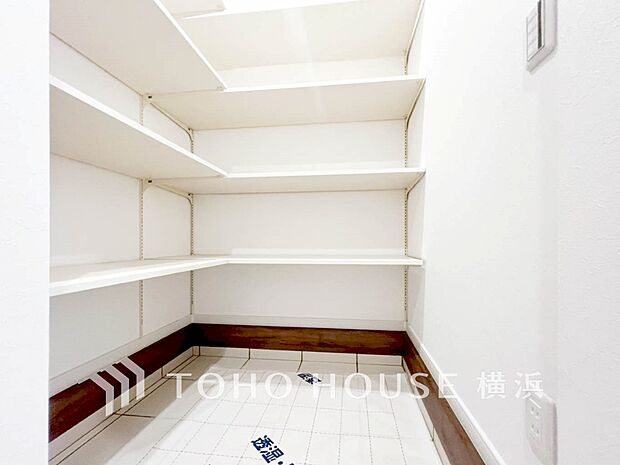 シューズインクローゼット完備でたくさんの靴をしっかり収納。