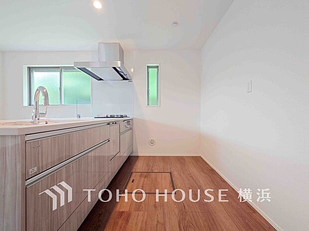 機能性とデザイン性を兼ね備えたシステムキッチン。