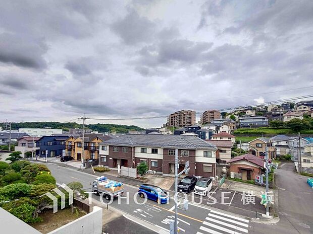 開放的で気持ちの良い眺望と青い空を満喫できます。