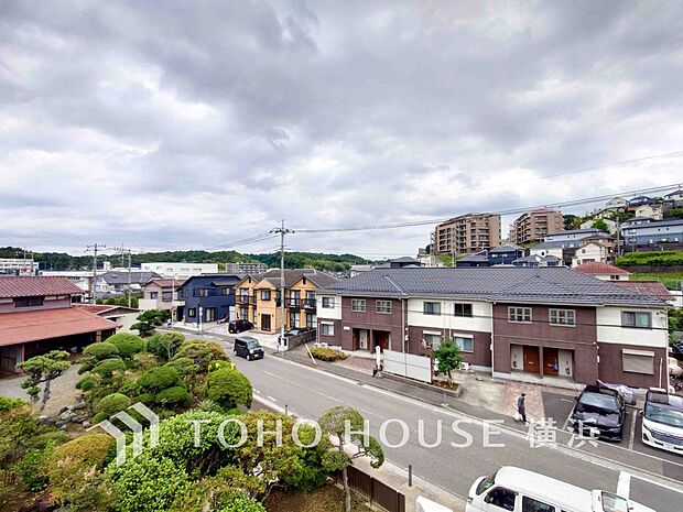 開放的で気持ちの良い眺望と青い空を満喫できます。