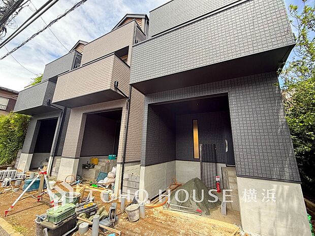 帰宅されるご家族や訪れる方を優しく迎え、安らぎに満ちた生活空間を予感させてくれます。