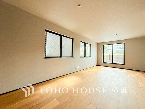 ここにはみんなが集い、食事と楽しい会話が始まるスペース。