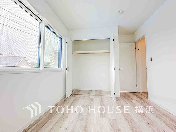 たっぷりとした収納スペース。荷物の多いご家族も安心です。(10号棟)