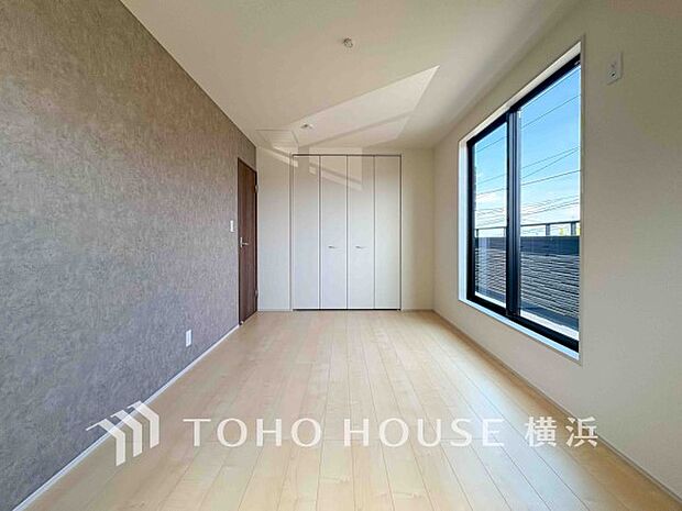 穏やかな寛ぎを届ける上質仕様のゆとりあるお部屋。心豊かにできるプライベート空間。