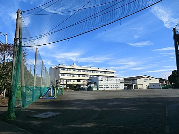 横浜市立三ツ境小学校 700m