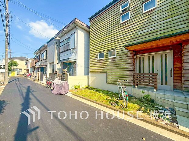 生活利便に優れた住環境に立地し、ゆとりある生活が送れます。