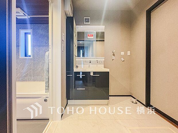 一日の始まりと終わりを心地よく演出してくれる、多彩な機能が備えられたパウダールーム。