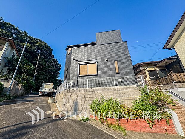 暖かな陽光と爽やかな風がハーモニーを奏でる上質な空間を愉しむ暮らし。