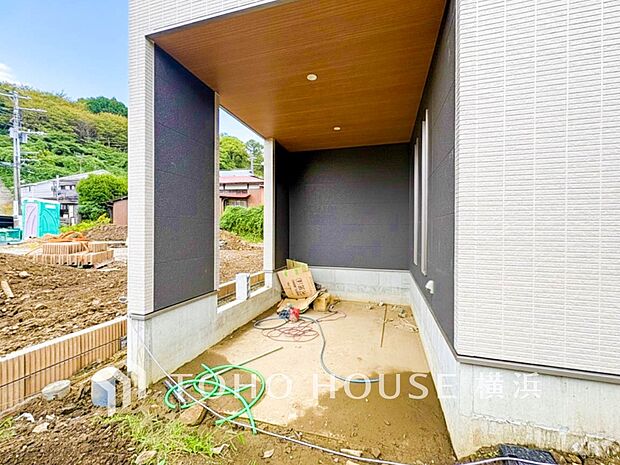 敷地内に駐車スペースがあると、日々の暮らしのをスムーズに運ぶ事が出来ます。