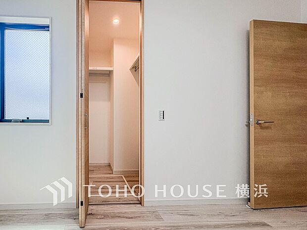 たっぷりとした収納スペース。荷物の多いご家族も安心です。（D棟）