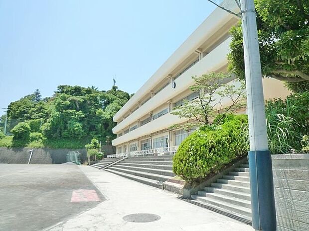 横浜市立上の宮中学校 1100m